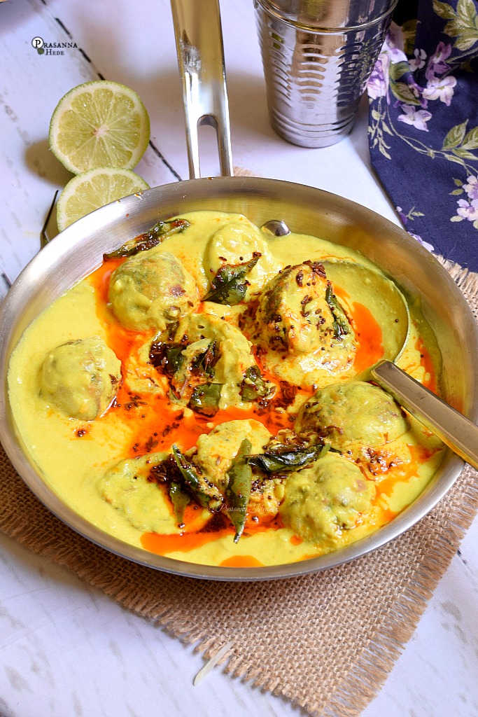 Punjabi Kadhi Pakora