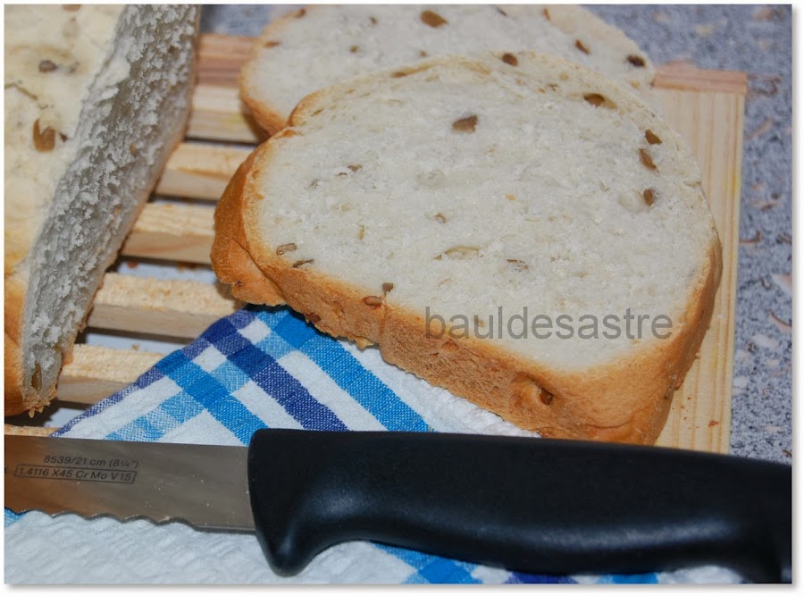 rebanada de pan casero en panificadora