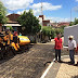 PREFEITO GERLÁSIO LOIOLA VISITA OBRAS DA PAVIMENTAÇÃO ASFÁLTICA