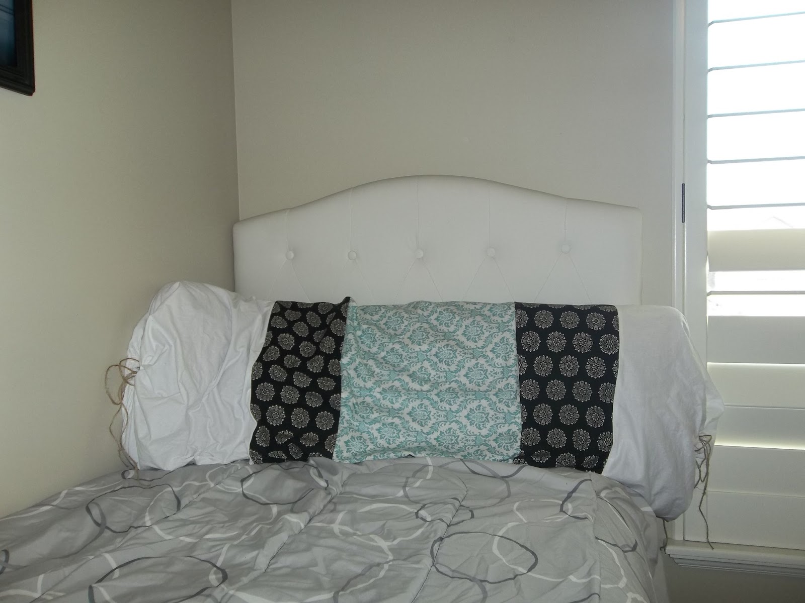 One of a Kind DIY Long Pillow Case