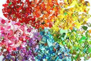TomToy Colorful I spy trinkets, Rainbow miniatures, Rainbow I spy bag filler, Colors I spy bottle, Color sorting activities, Color matching games