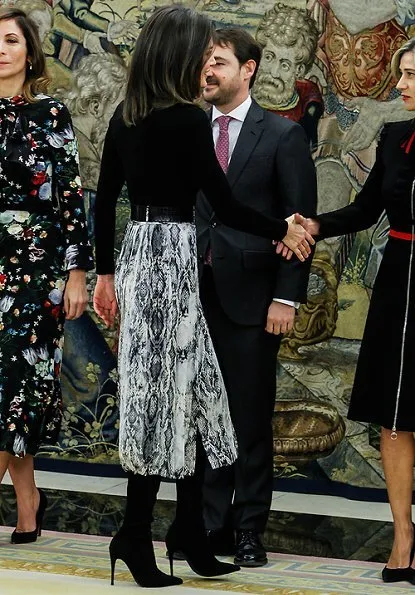 Queen Letizia received representatives of Vogue Spain