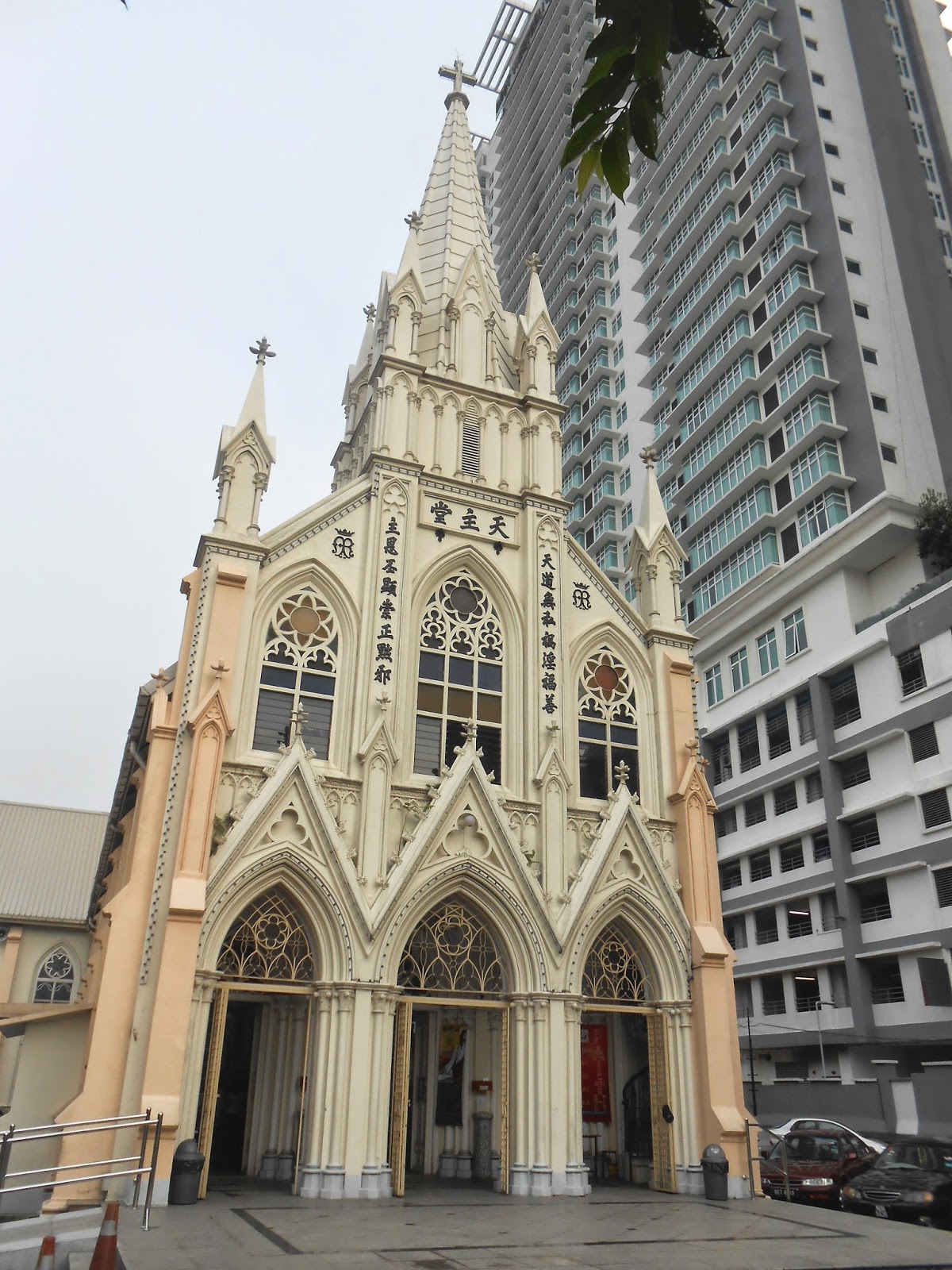 laku masjana: Misa di Gereja Katolik Kuala Lumpur Malaysia