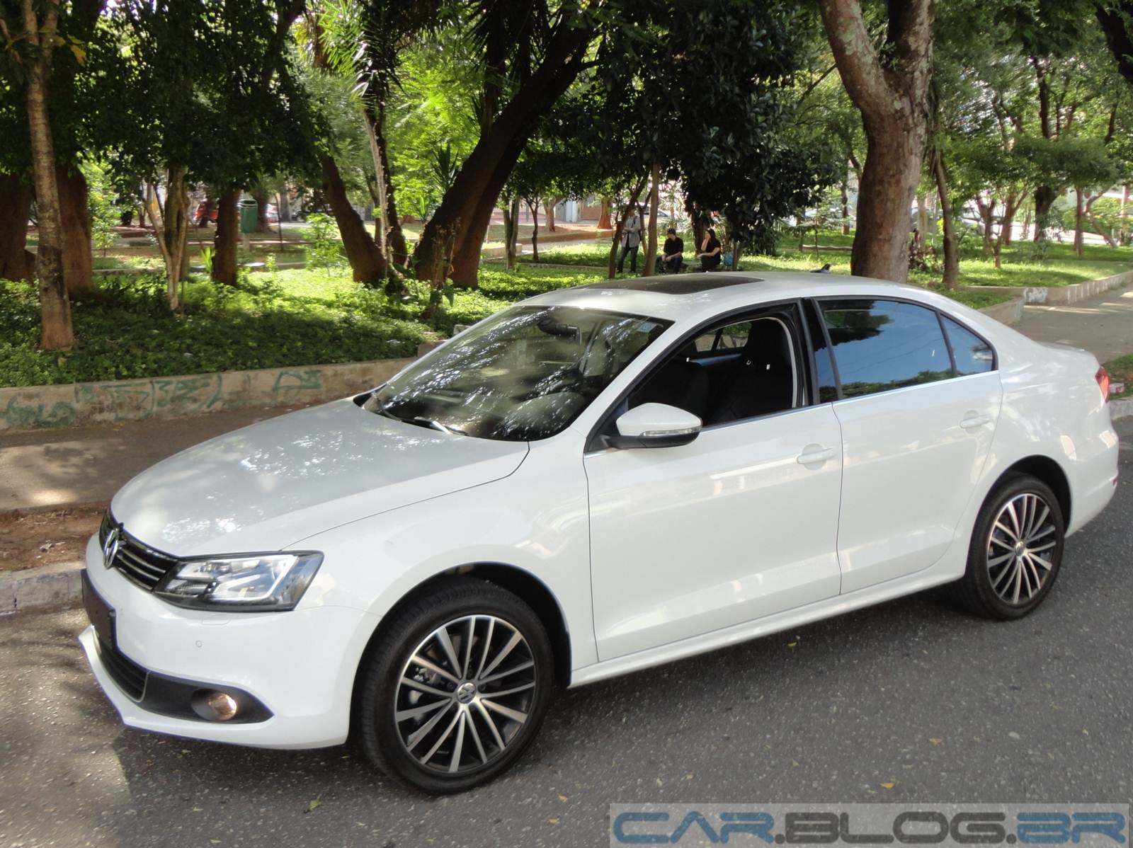 JORNAL PONTO COM: Jetta TSI 2014 Premium: preço, consumo e especificações.