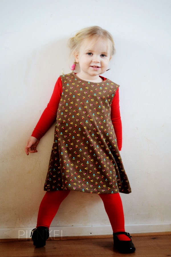 Norah Dress. Pattern MHC. Sewn by Pienkel.