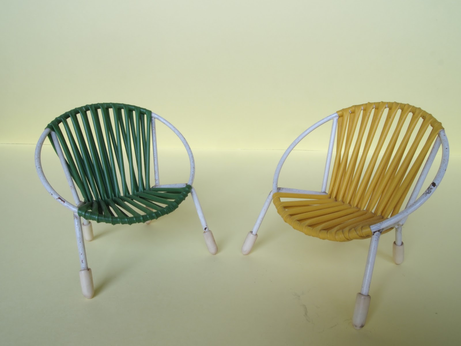 diePuppenstubensammlerin: Metallmöbel - Metal furniture
