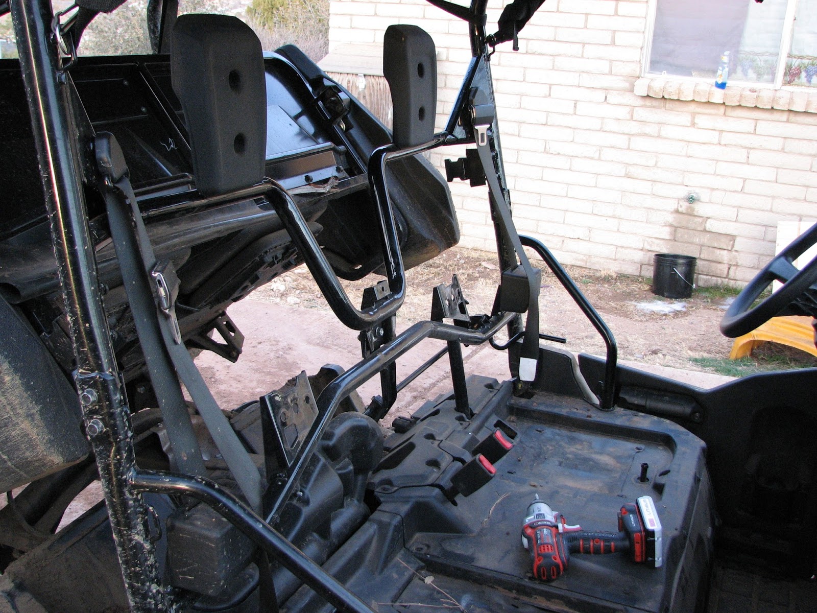 Pioneer valve adjustment guide. Honda SxS Fun