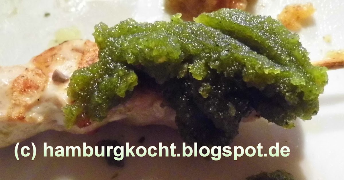 Hamburg kocht!: Hähnchen-Kebab mit Koriander-Pesto (Chicken kebabs with ...