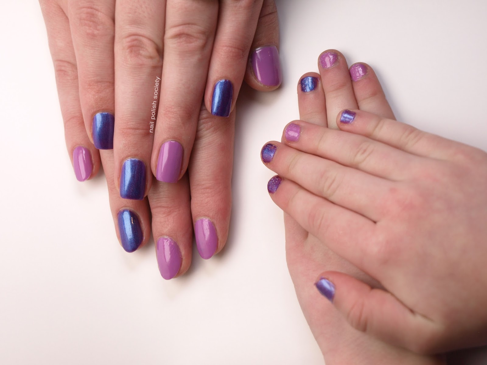 Nail Polish Society Mommy/Daughter Twinsie Nails