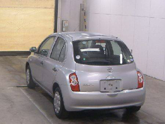 Nissan march 2009