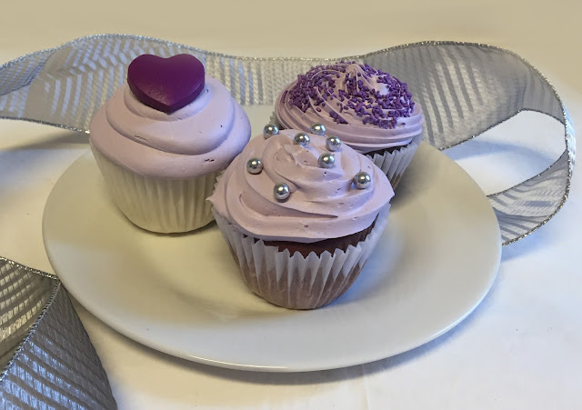 imitacion cupcakes, maquetas de alimentos, alimentos de plastico, cupcakes decorativos, cupcakes souvenirs, cupcakes para fiestas, reproduccion de cupcakes
