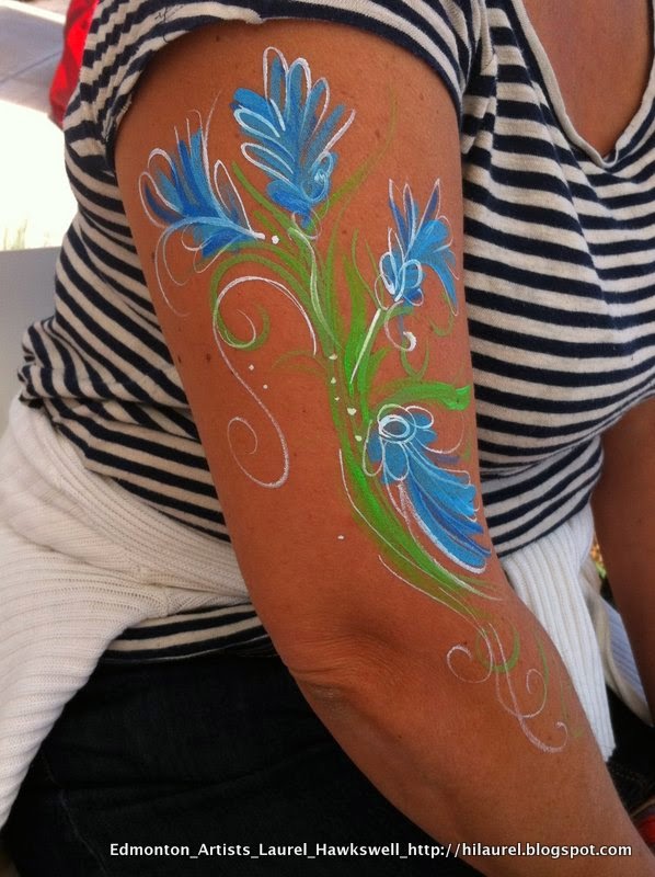 Laurel Hawkswell Edmonton Artist hilaurel