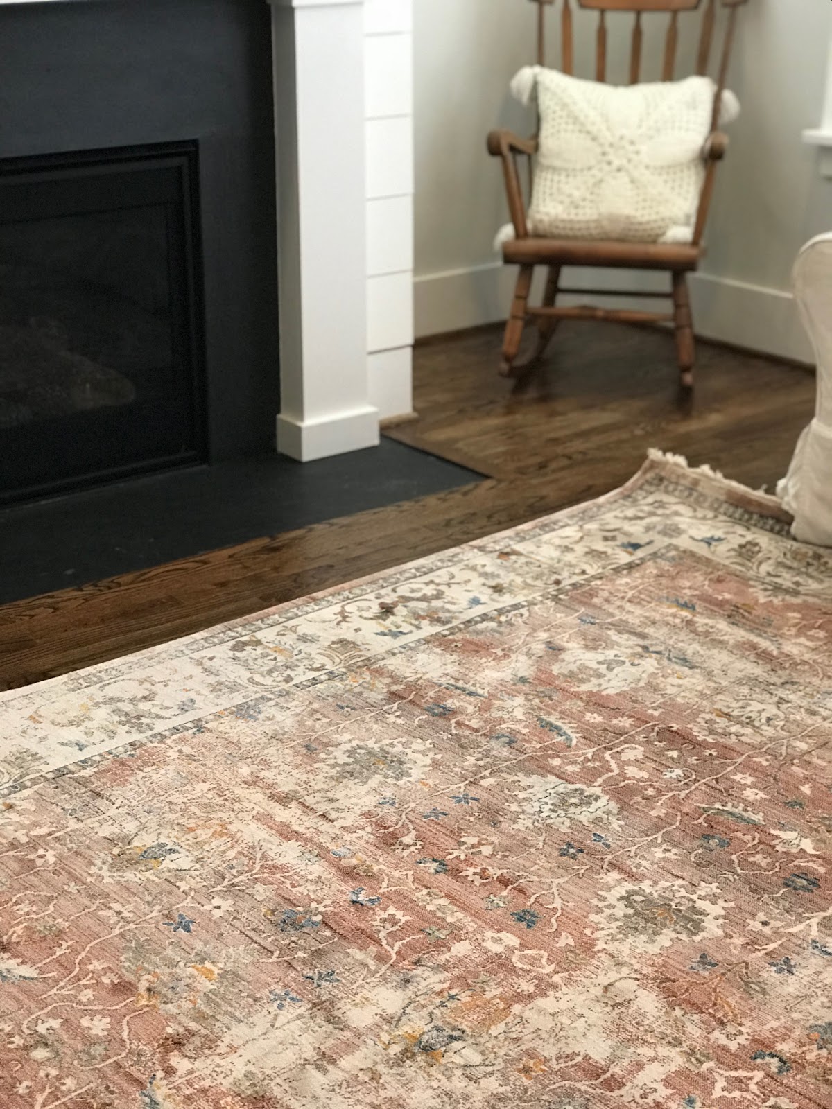 Write and Peak XO & All The Pink Things...