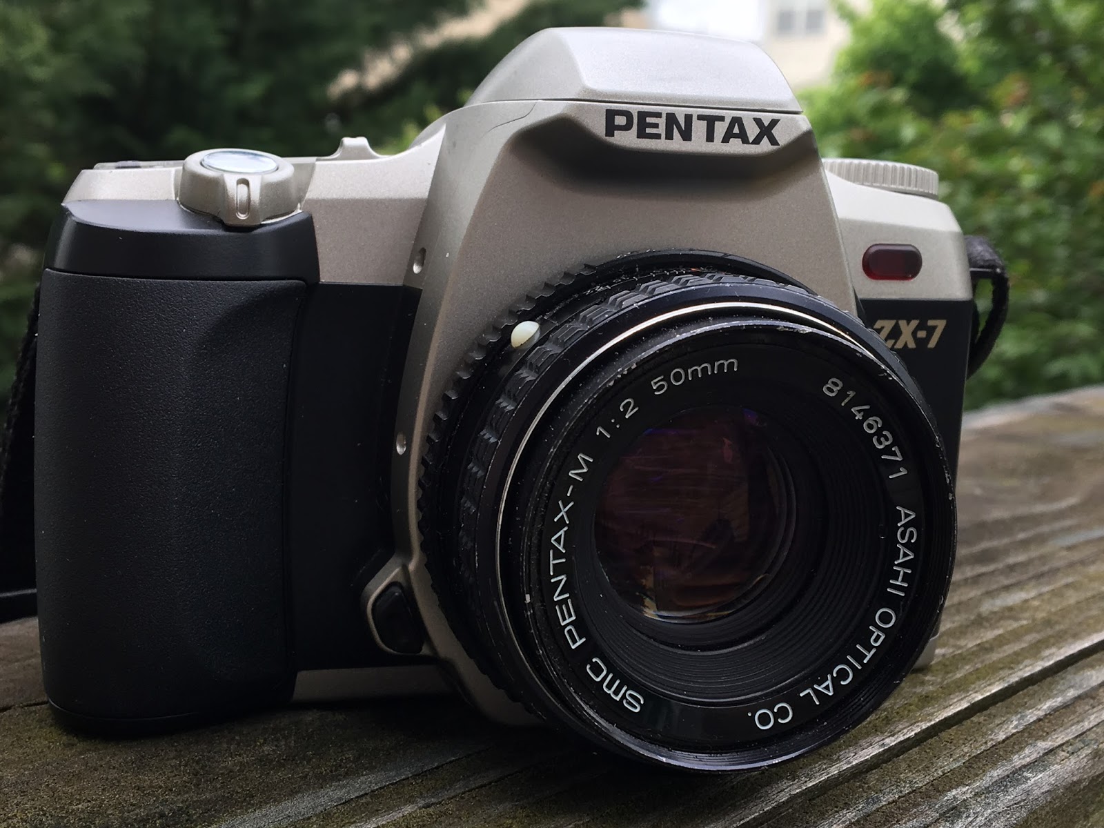 A Quirky Guy with a Camera: Pentaxonomy: The Pentax ZX-7