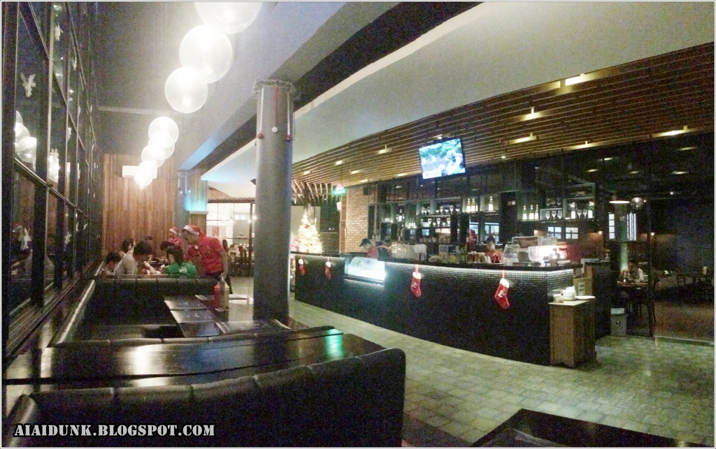 S T O R ! E S Food, Travel, and Togetherness from Jakarta