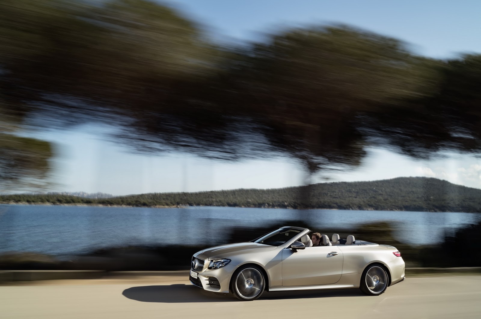 2018-Mercedes-E-Class-Convertible-2.jpg