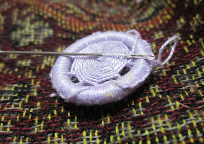 Ravings of a Mad Crafter: How to Make a Dorset Crosswheel Button