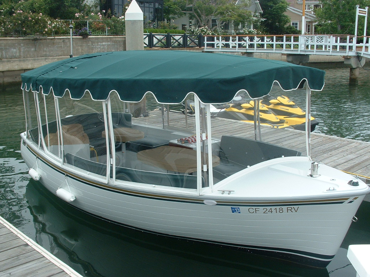 Used Duffy Electric Boats (714) 9316710 or FOR SALE 2013 18' Duffy Snug Harbor