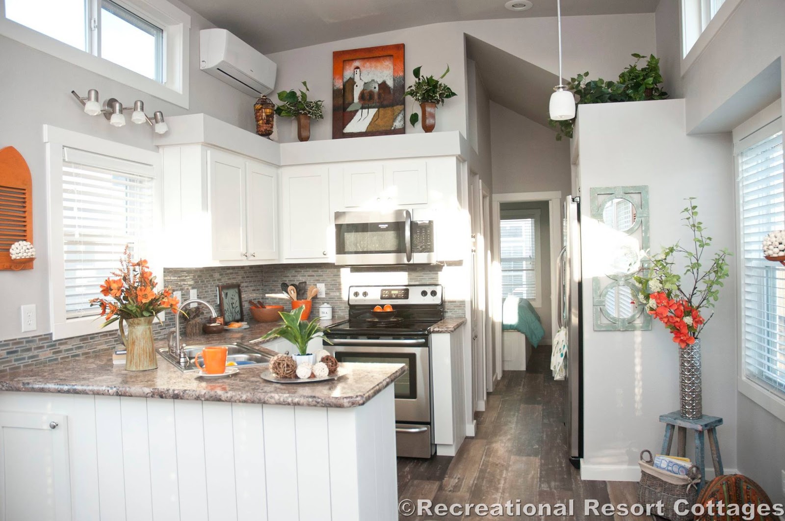 Stillwater Park Model Home [ TINY HOUSE TOWN ]