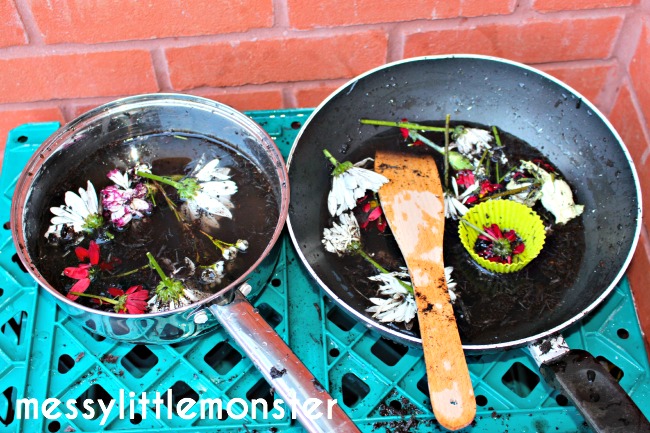 How to make a simple DIY outdoor mud kitchen for kids. Fun outdoor sensory activities for toddlers and preschoolers.