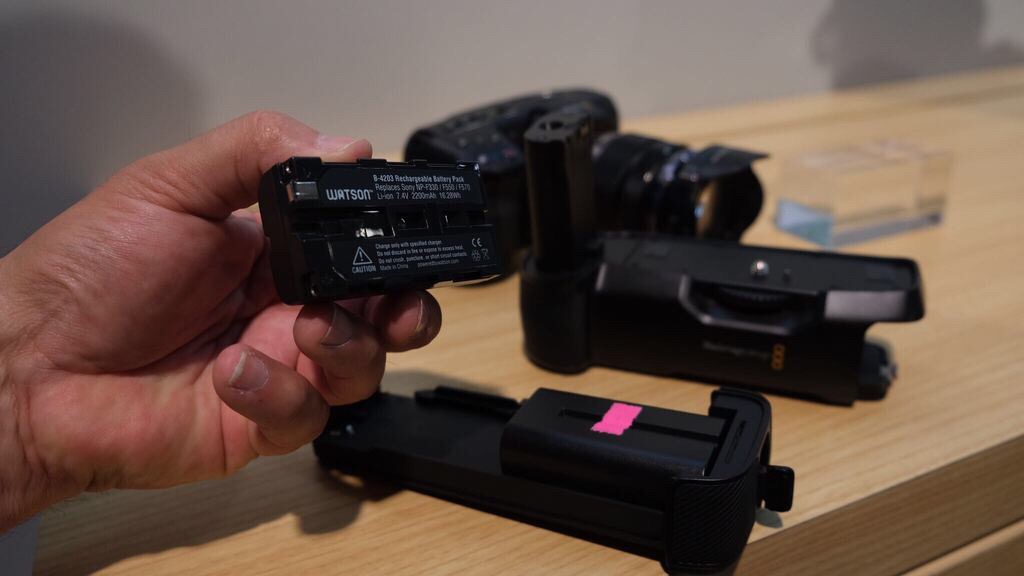 Аккумулятор для батарейного блока для Blackmagic Pocket Cinema Camera 4K