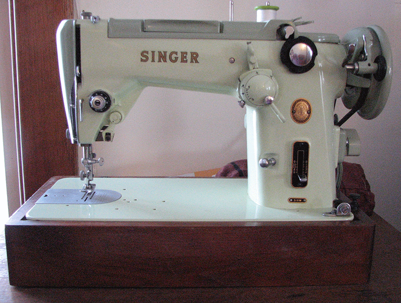 My Sewing Machine Obsession Singer 319W
