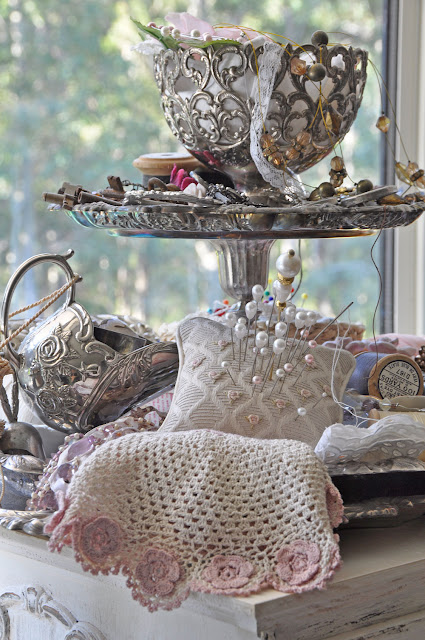 Lace Age Girl Studio Tour 2016 https://lace-age-girl.blogspot.com.au/2016/07/my-creative-space-where-women-create.html?showComment=1468574219804#c445309567340364573 Lace Age Girl Studio Tour 2016 https://lace-age-girl.blogspot.com.au/2016/07/my-creative-space-where-women-create.html?showComment=1468574219804#c445309567340364573