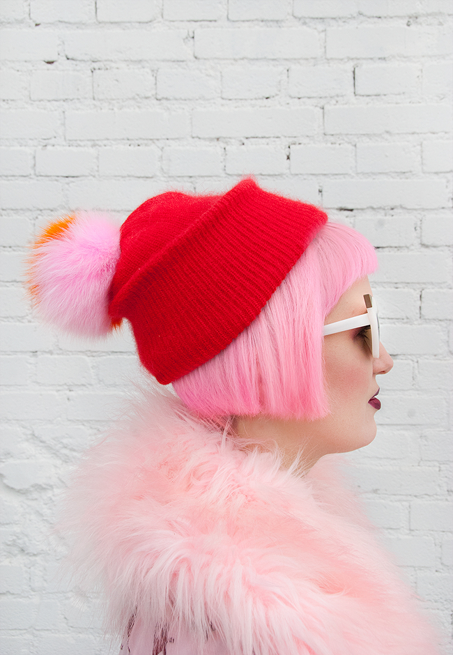 Sara is in Love with… blogger style fashion pink orange red burgundy pleated skirt faux fur cat scarf hat pink hair pinko cat print moschino gloves platform shoes Vivienne Westwood x Melissa Cléo Ferin Mercury Alexander Wang blogger look, pink hair, pompom hat