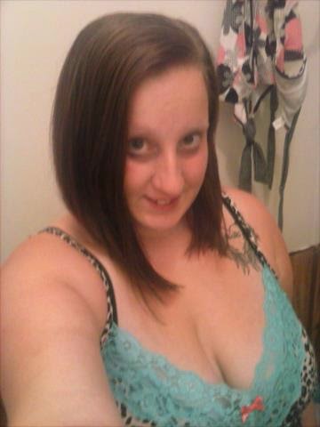Kathlyn recommends best of White trash dating websites New Sex Images Interracial plump fuck