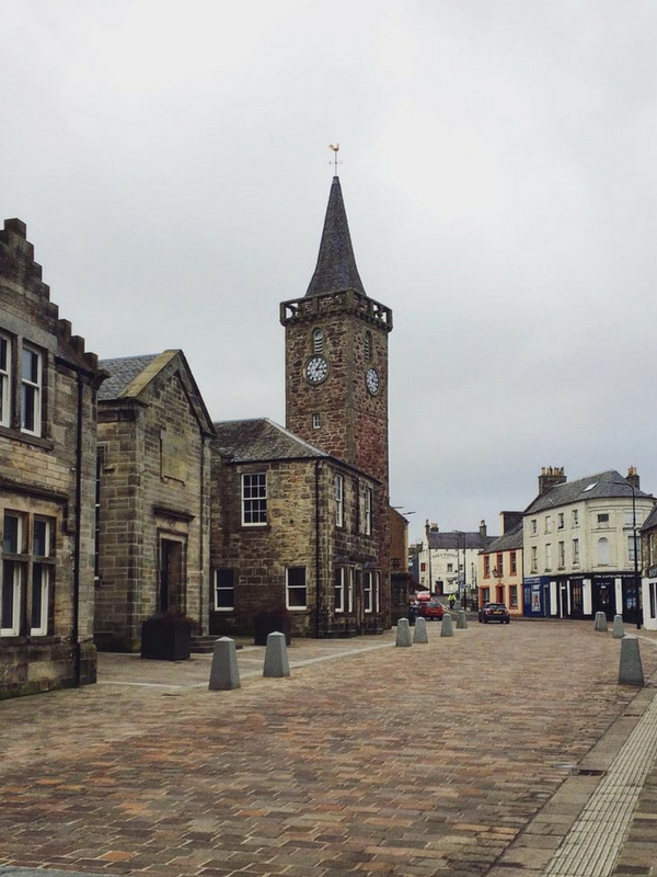 A MustSee Guide to Kinross and Loch Leven — exploring edinburgh