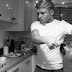 Bailando en la cocina