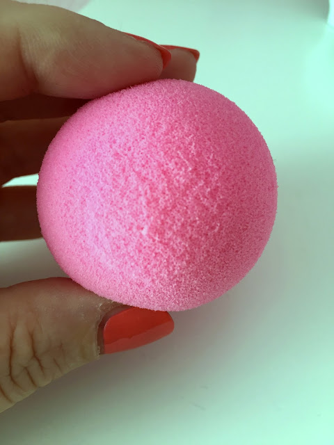The Beauty Blender Solid Cleanser - Review 
