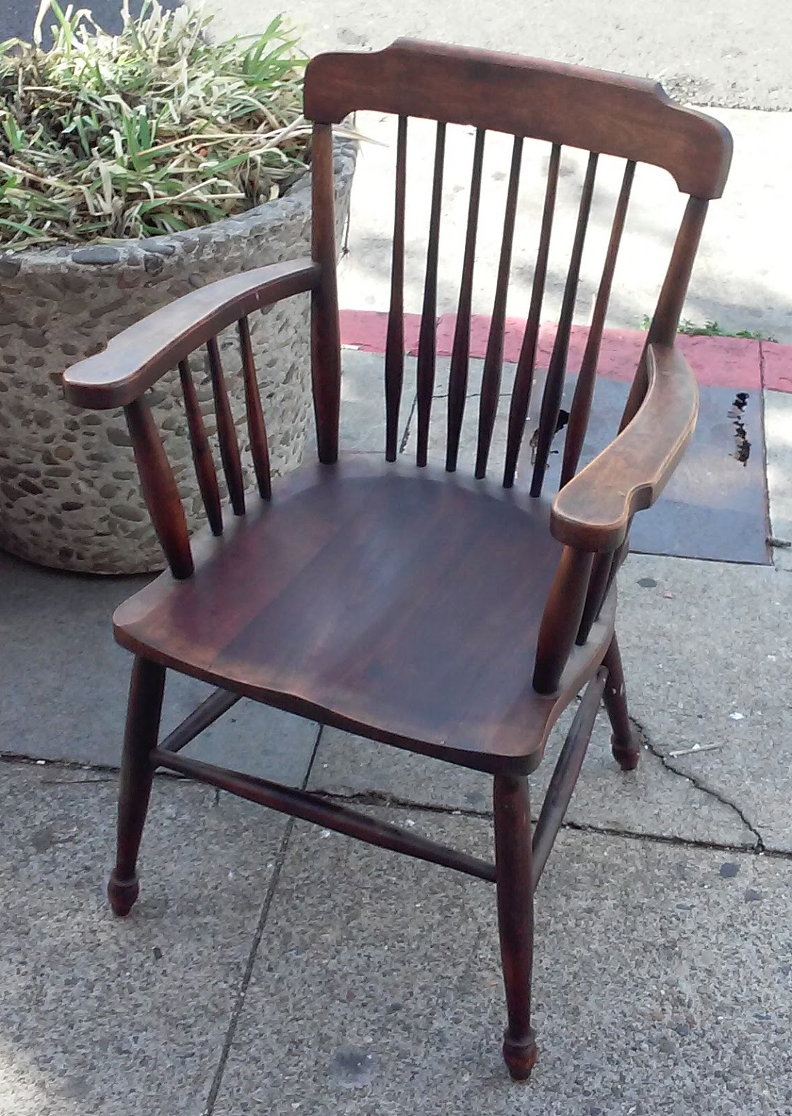 UHURU FURNITURE & COLLECTIBLES: SOLD #8265 Colonial Style Windsor ...