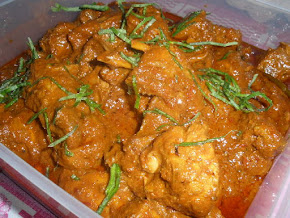 RENDANG AYAM