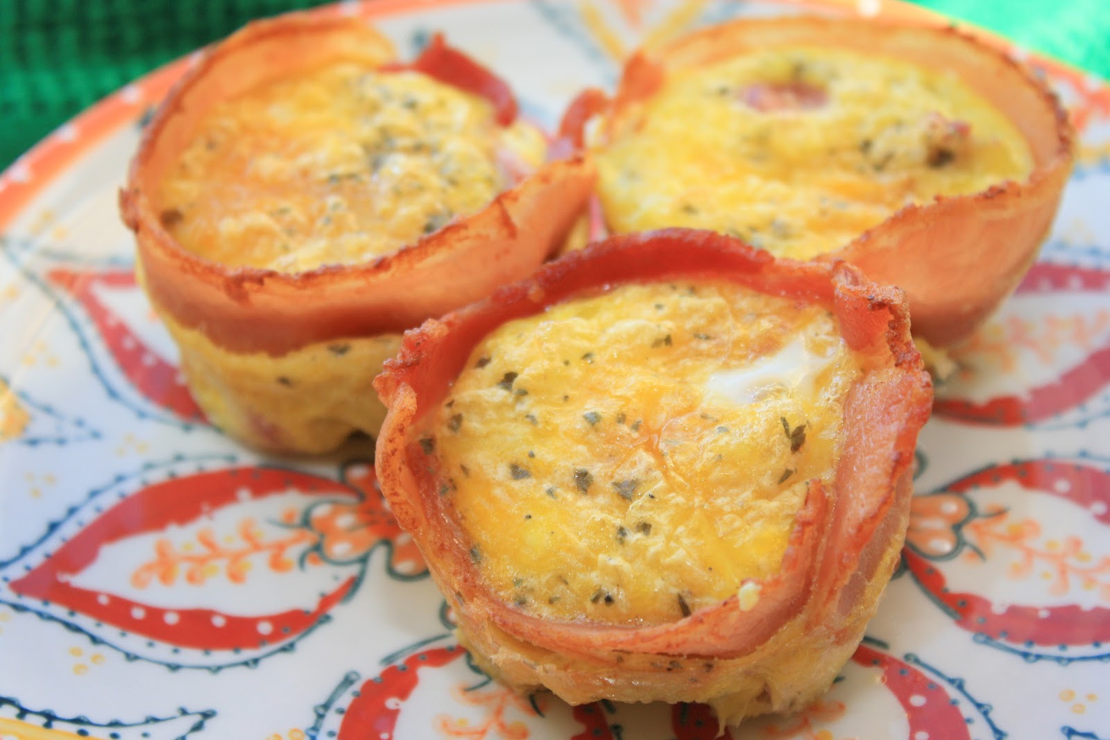 The Bitchin' Kitchin': Bacon & Egg Cups
