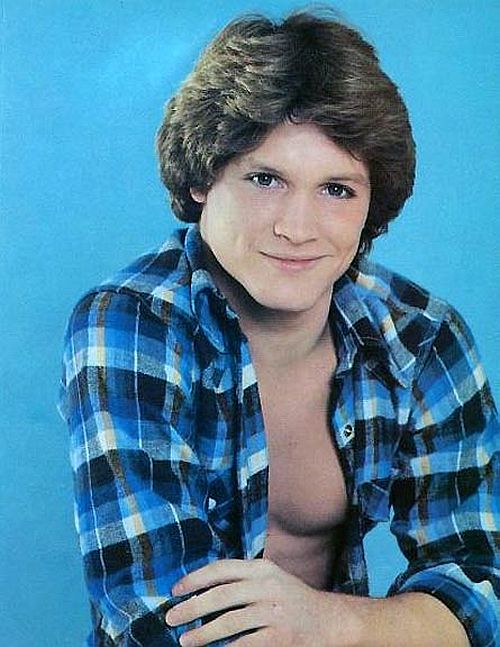Favorite Hunks & Other Things Saturday, June 10, 2017