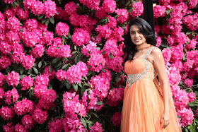 Sarah Jane Dias Outdoor Spicy HQ Photo Gallery
