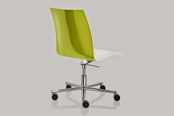 Swivel chair with a modern design for the office