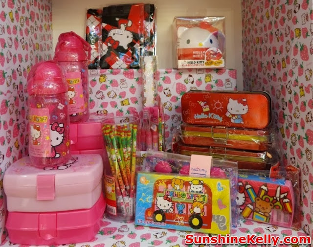 Animation World, Hello Kitty, Mickey Mouse, Angry Bird, Doraemon, cartoon, animation, children products, anakku, baby products