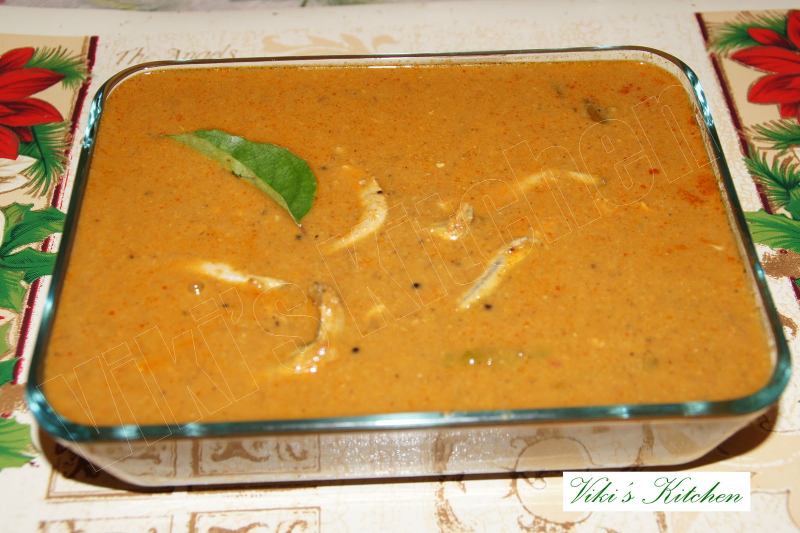 Viki 's Kitchen: Anchovy fish curry