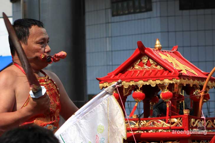 tatung kelenteng fat cu kung bio glodok jakarta