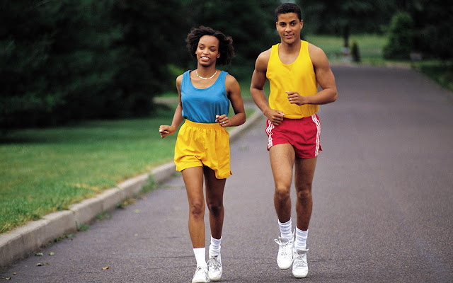 Dokter Bilang Harus Banyak Minum? Eits, Ternyata Terlalu Banyak Air Juga Salah Lho!