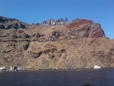 Viagem Grécia – 9º dia (Kamari Beach, Passeio de Barco e Vulcão de Santorini)