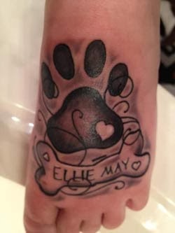 tatuagem de patinhas de cachorro e significado