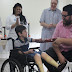 Menino de 7 anos ganha prótese de mão em 3D inspirada no Homem-Aranha em RO