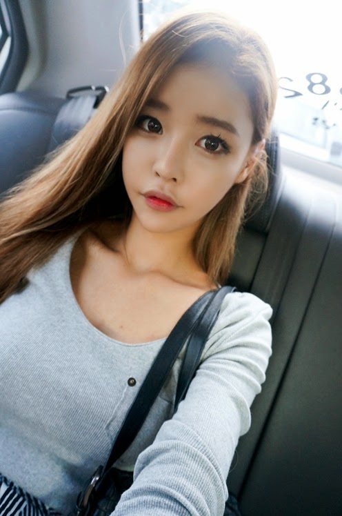 Cute Korean Girl - Sharing Beautiful Asian Girls All Around The World