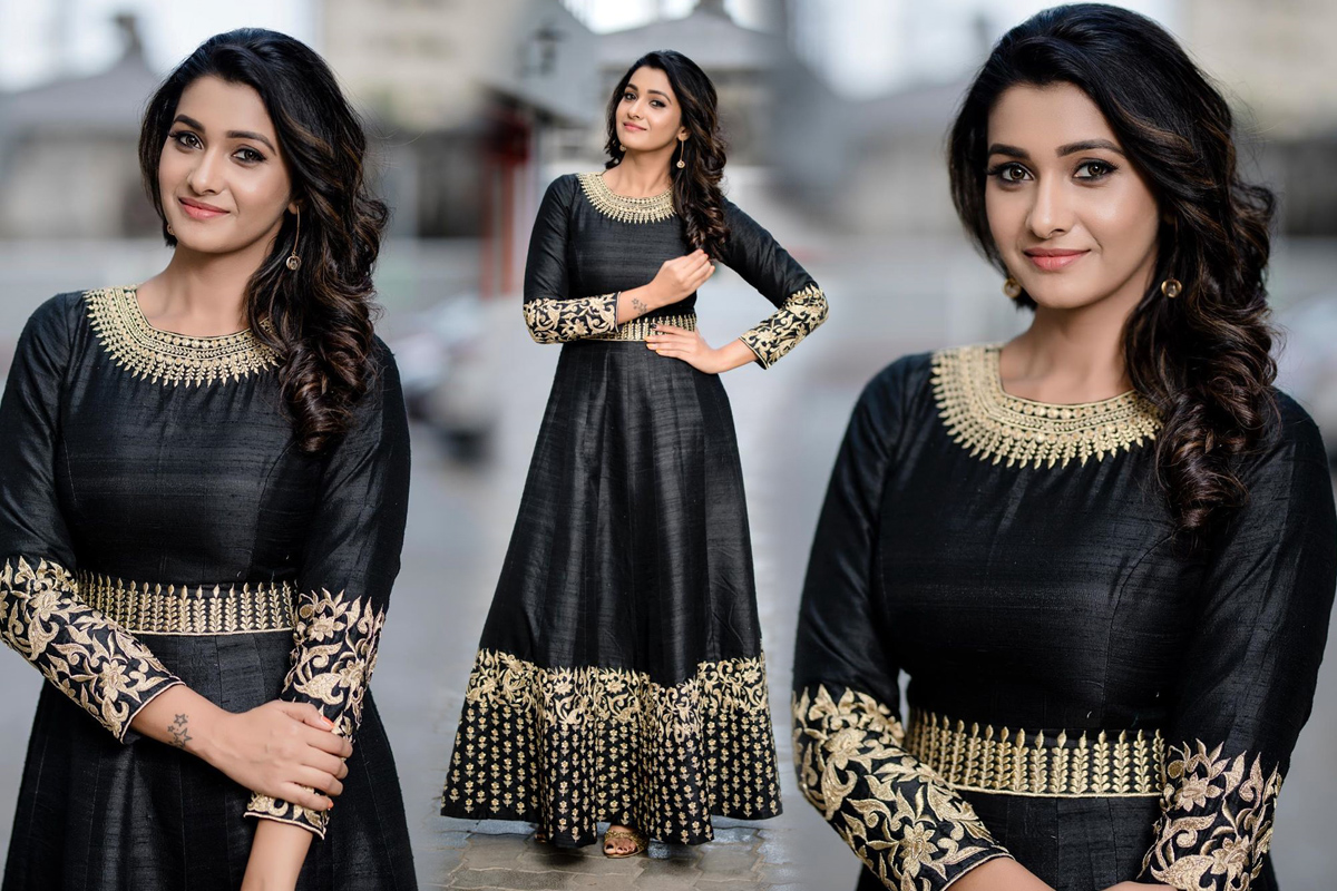 Priya Bhavani Shankar Gorgeous Black Dress Stills Gallery Priya Bhavani Shankar Gorgeous Black Dress Stills Gallery