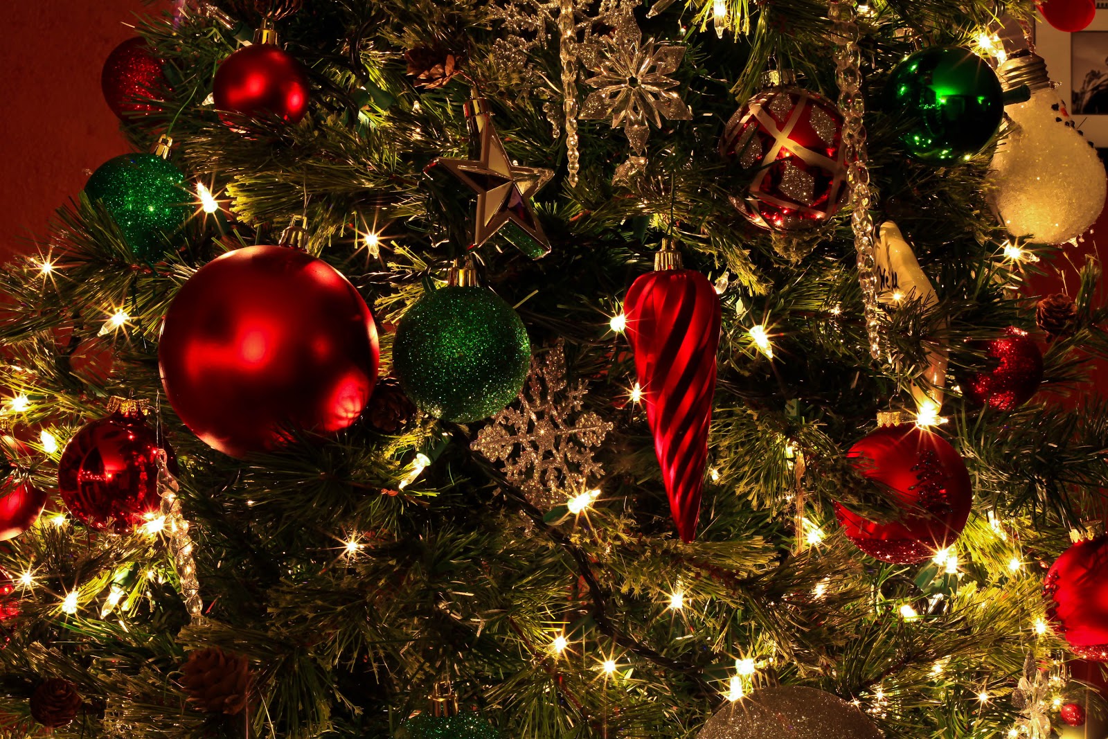 Lincoln's Domain: Christmas Eve Tree