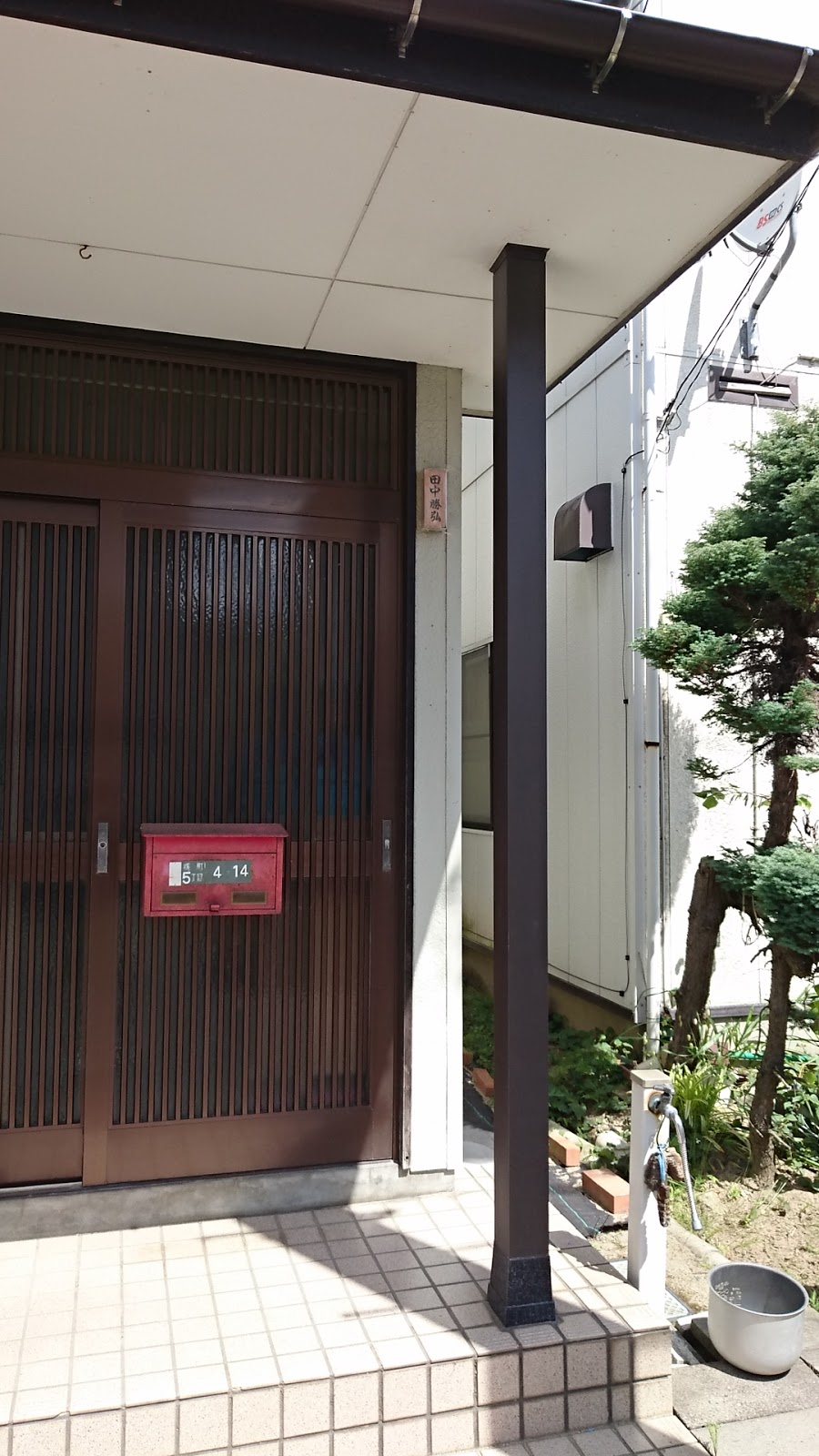 玄関 柱