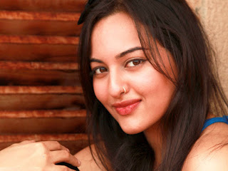 Sonakshi Sinha Desi Wallpapers Sonakshi Sinha Desi Wallpapers